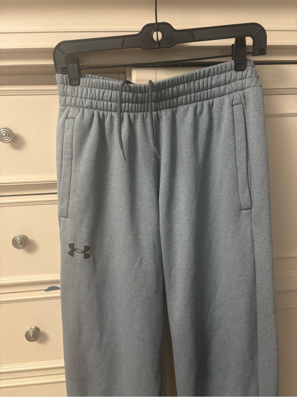 Under Armour Men’s Heather Gray Athletic Joggers